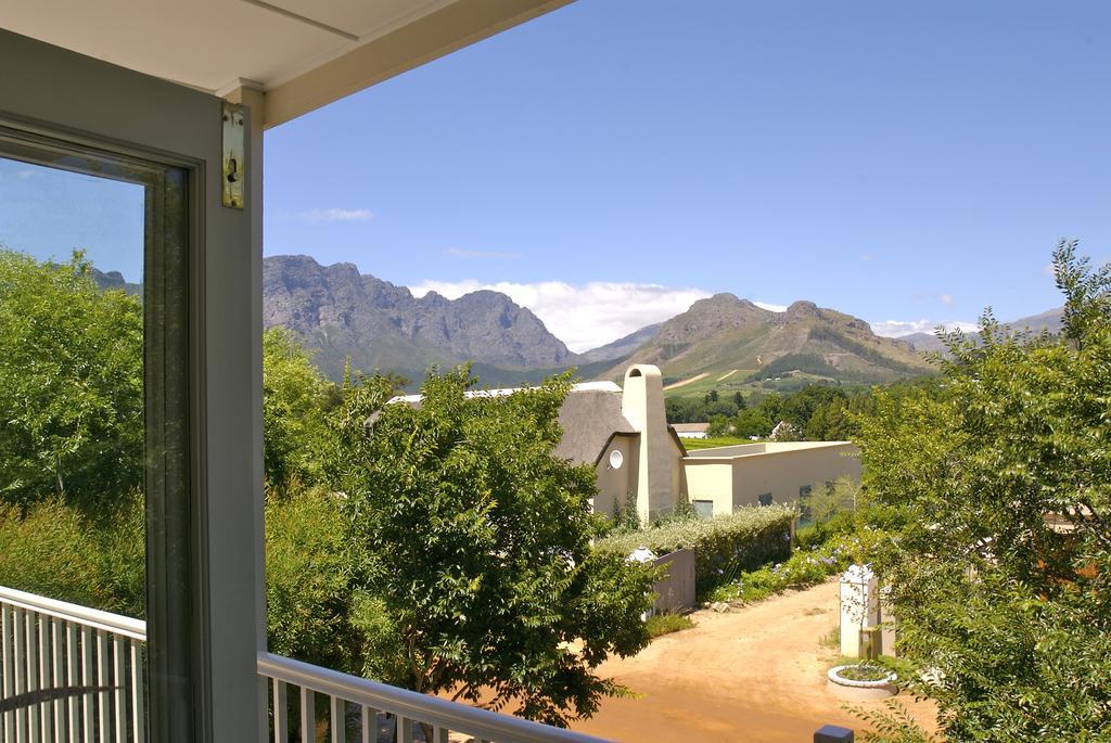 The M A P Room At Aloe Corner Self Catering Franschhoek Exterior photo