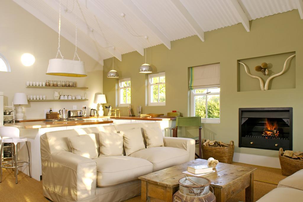 The M A P Room At Aloe Corner Self Catering Franschhoek Exterior photo